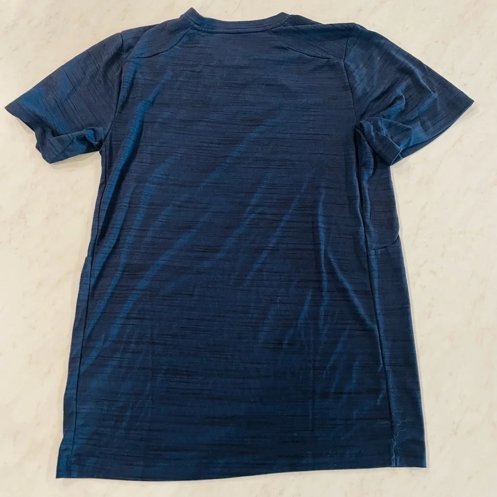 Nike Dri-Fit Navy Blue Short Sleeve Crewneck Athletic T-Shirt Men’s Size Small
